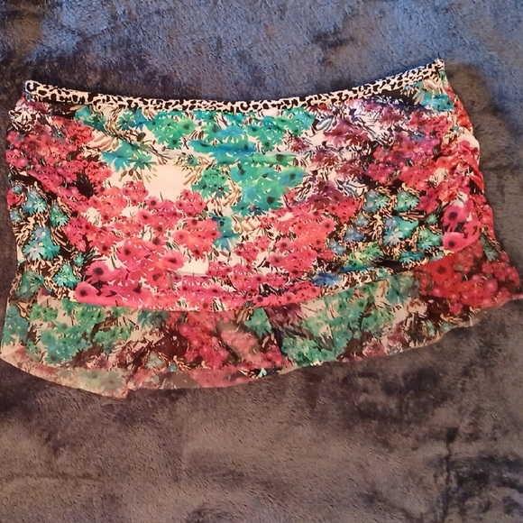 Kenneth Cole Reaction Multicolor Floral Bikini (Top-M, Bottom-L) - Picture 4 of 5